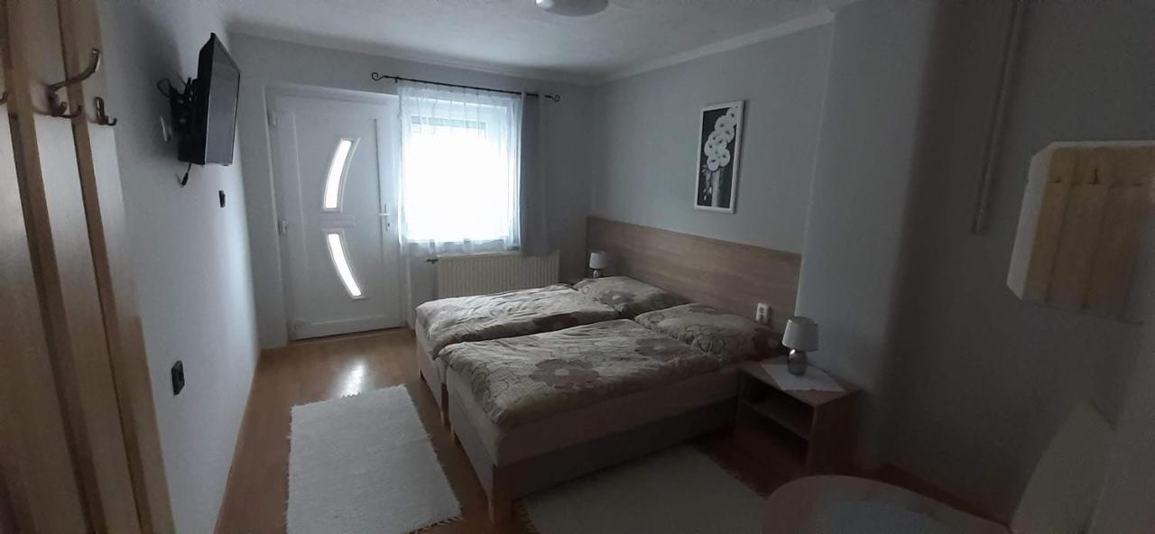 Hajnalka Vendeghaz Hotel Bük Exterior foto