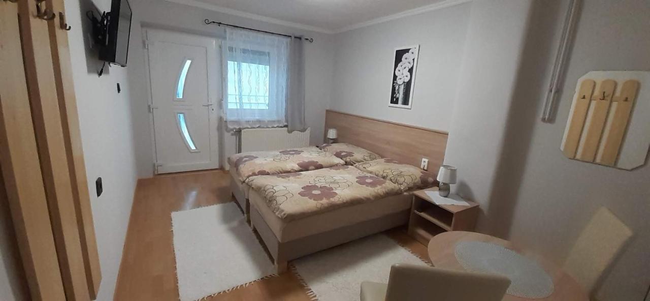 Hajnalka Vendeghaz Hotel Bük Exterior foto