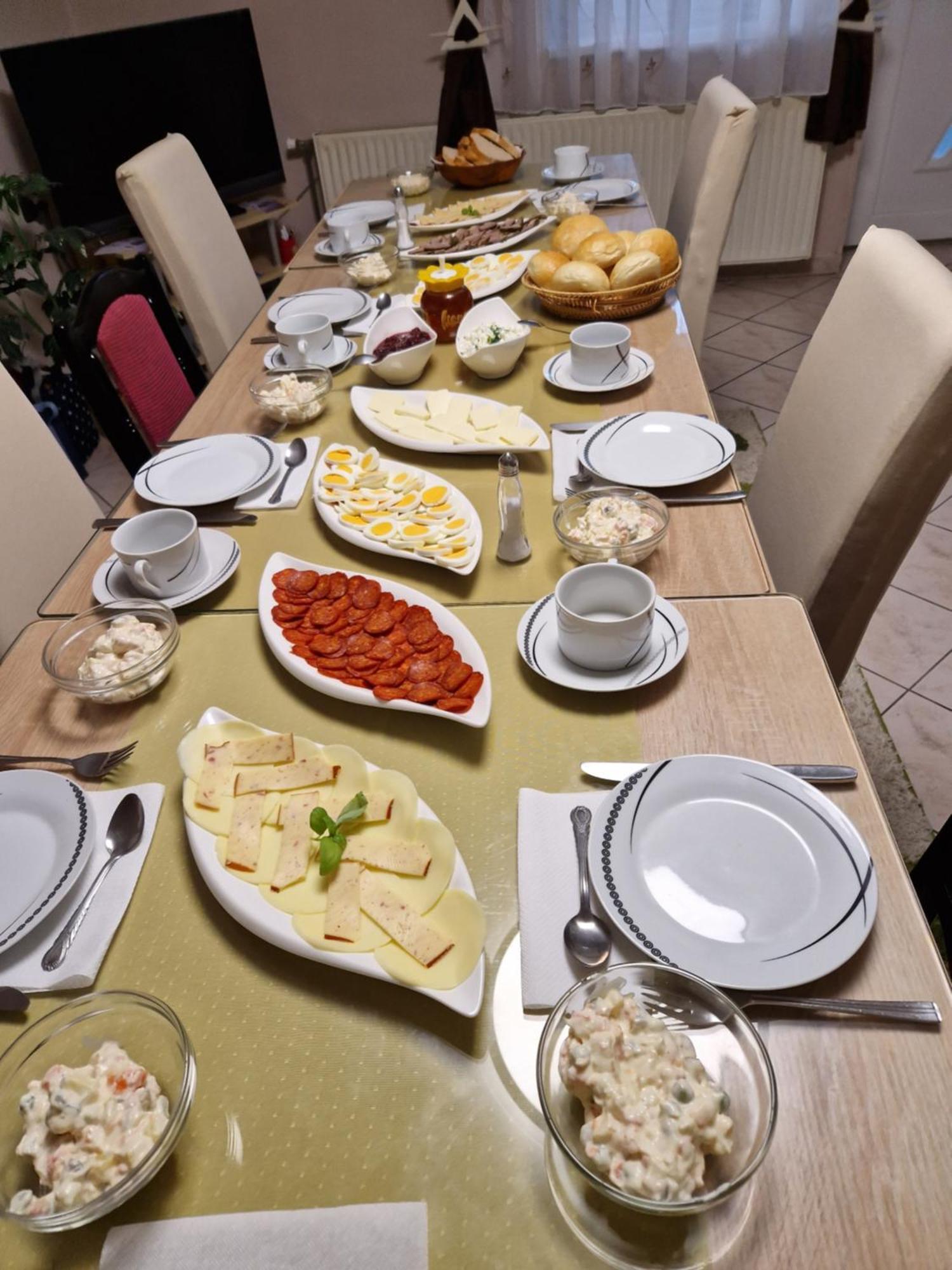 Hajnalka Vendeghaz Hotel Bük Exterior foto