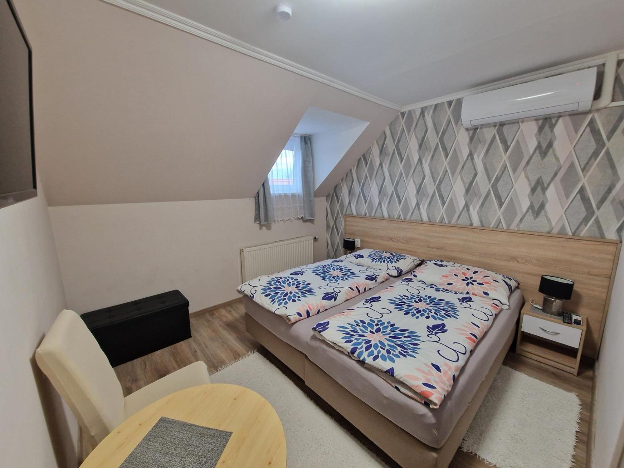 Hajnalka Vendeghaz Hotel Bük Exterior foto