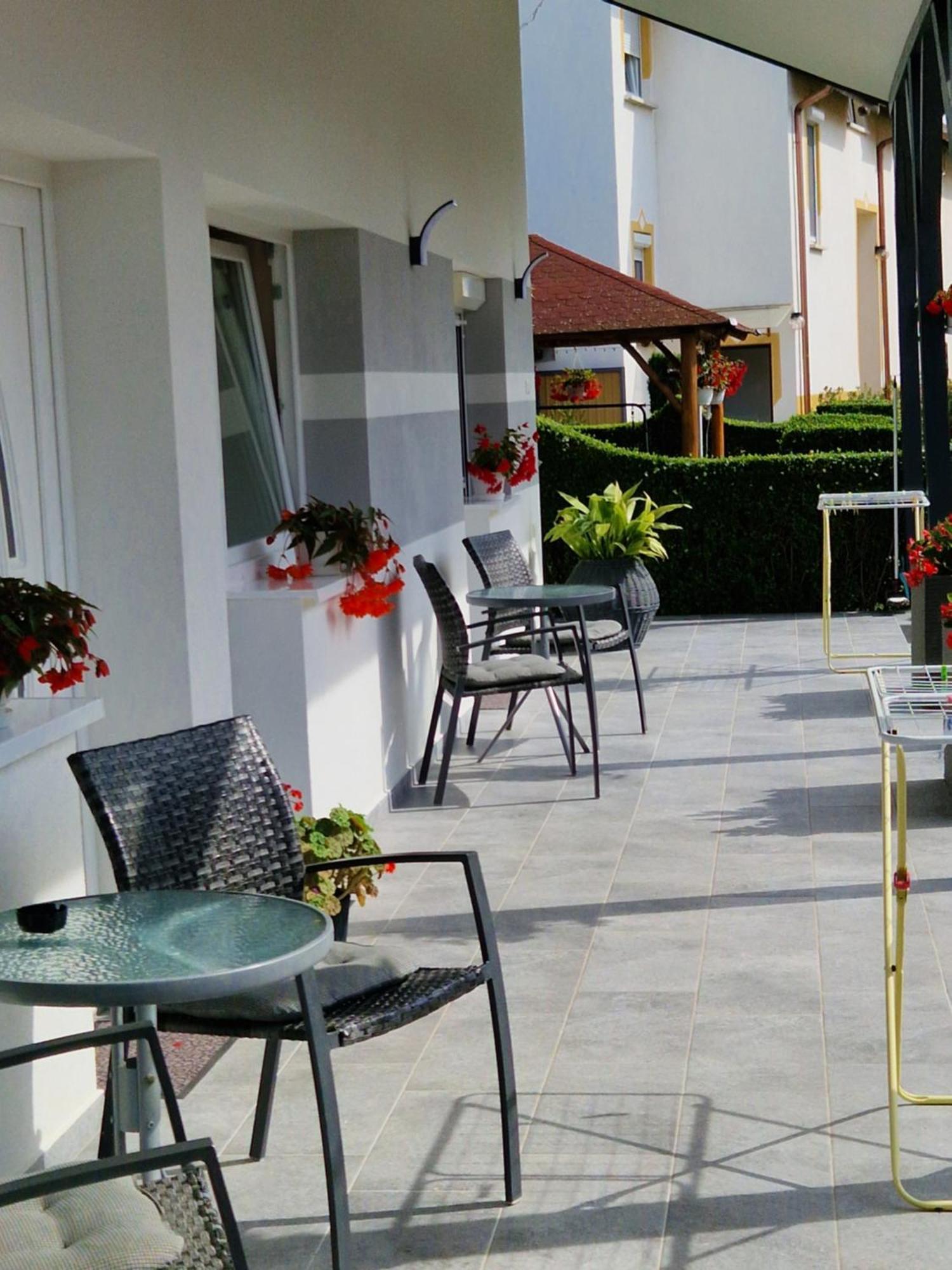 Hajnalka Vendeghaz Hotel Bük Exterior foto